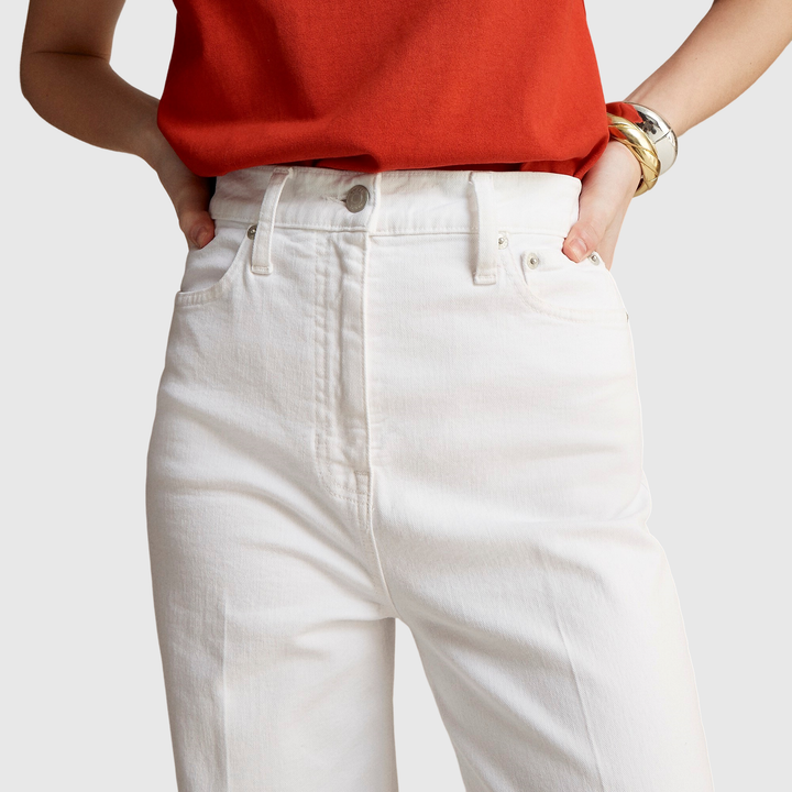 Pantaloni in denim a gamba larga e alta