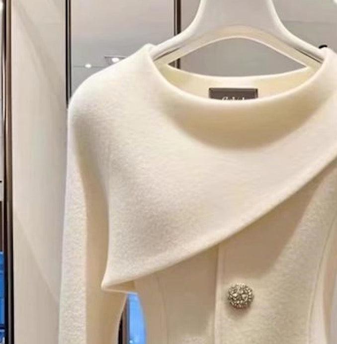 Lola | Blazer Asimmetrico con Bottoni