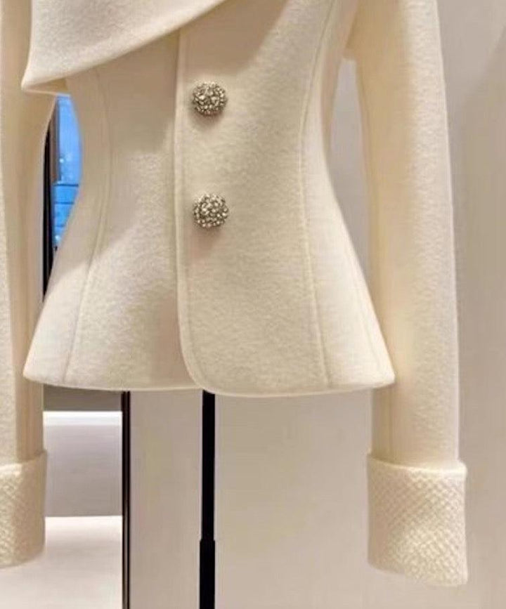 Lola | Blazer Asimmetrico con Bottoni
