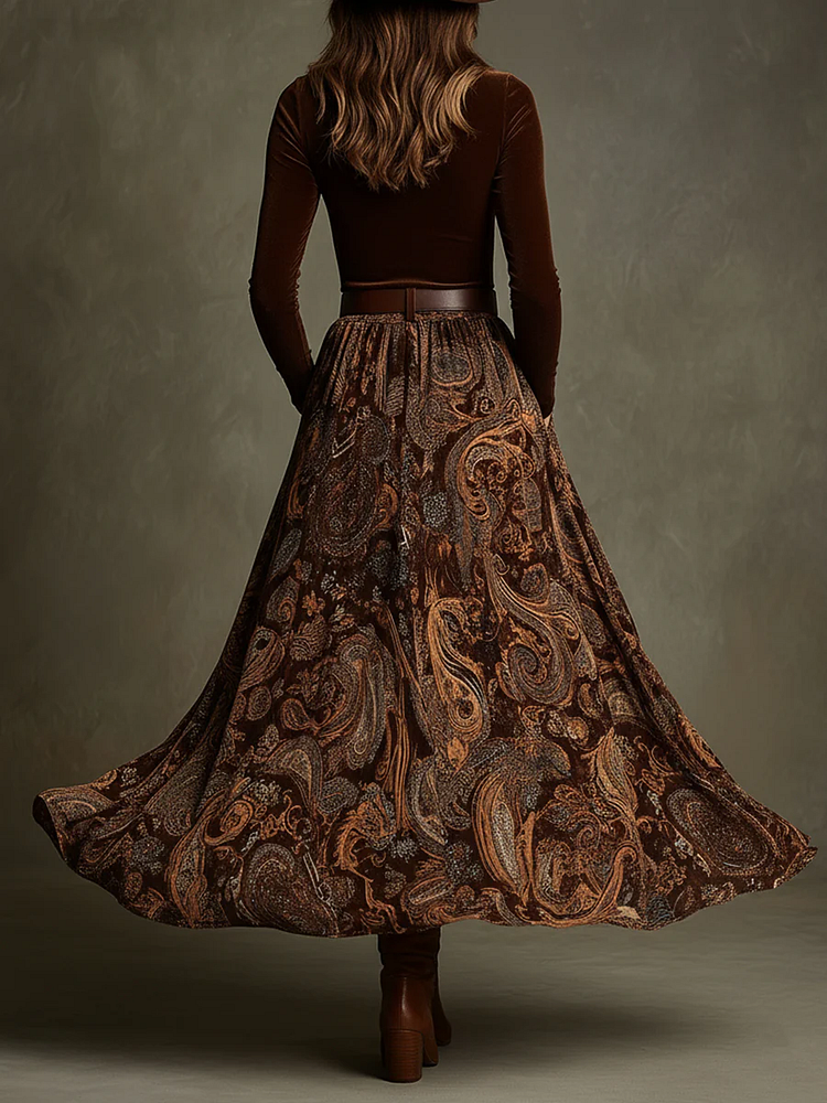 Set top in velluto elasticizzato vintage e gonna maxi paisley con cintura