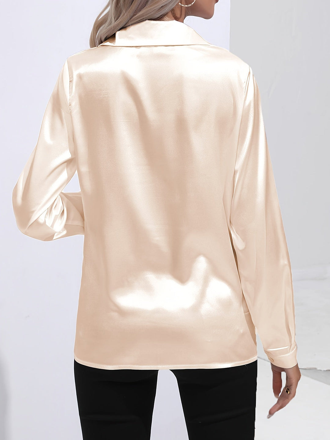 Luna - Blusa Satinata con Bottoni