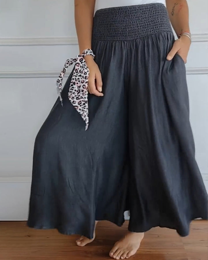 EMILIA – PANTALONI AMPI E COMODI