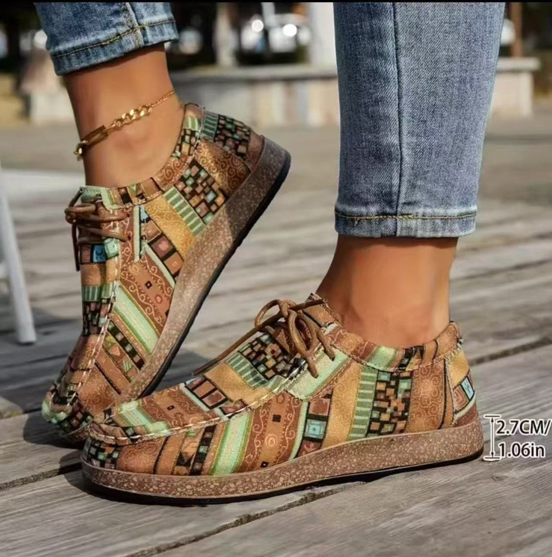 Celinka - Scarpe Artigianali Vibranti