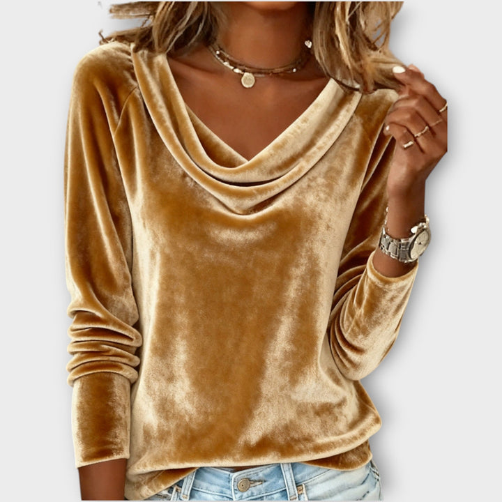 Top lungo con scollo drappeggiato in velluto