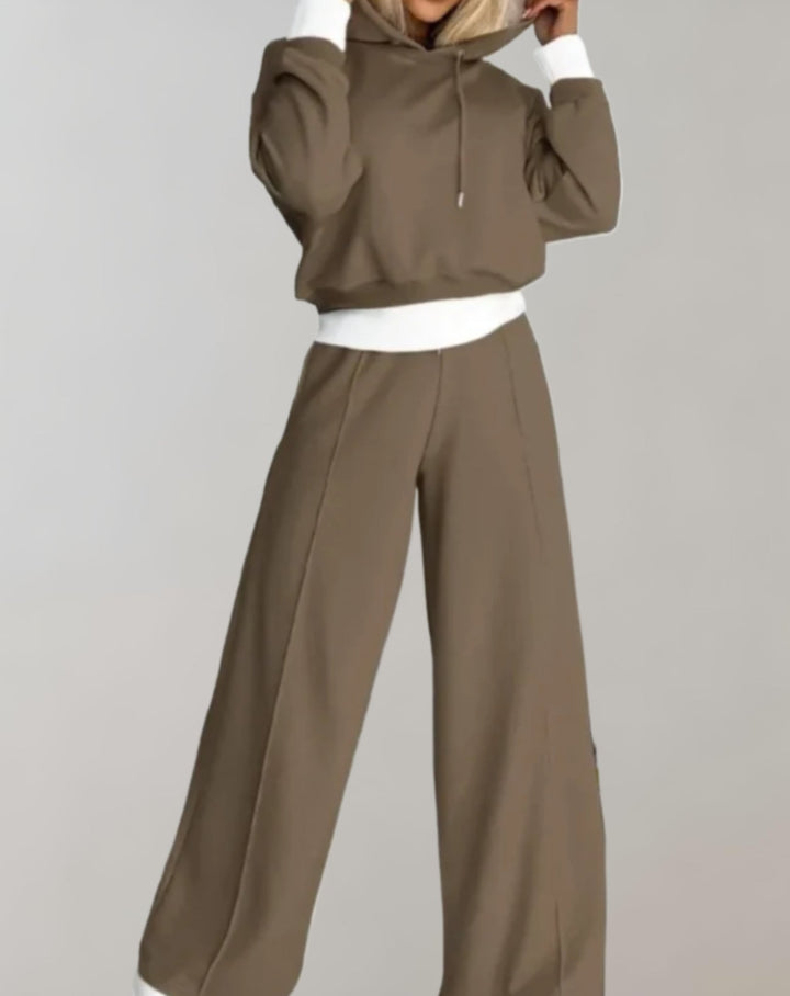 Completo da Donna in 2 Pezzi – Felpa Corto con Cappuccio & Pantaloni a Gamba Larga