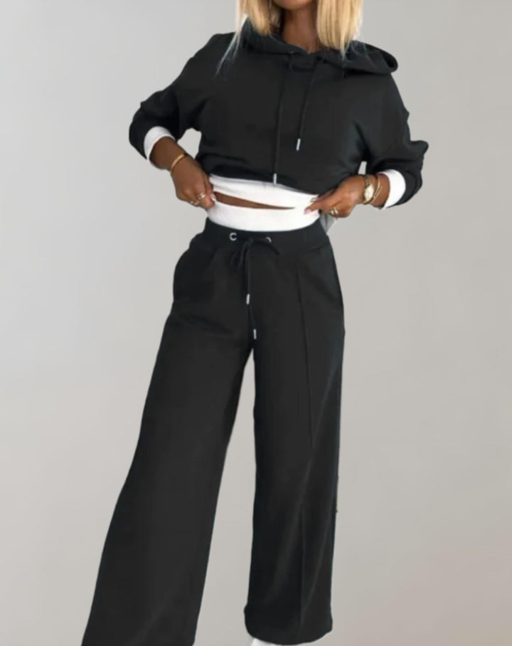 Completo da Donna in 2 Pezzi – Felpa Corto con Cappuccio & Pantaloni a Gamba Larga