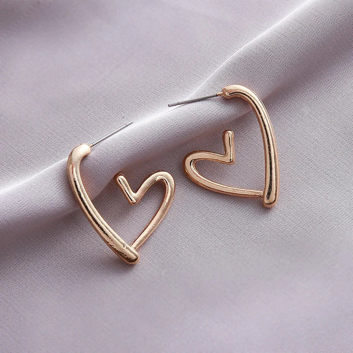 Orecchini Eleganti a Forma di Cuore in Oro Rosa