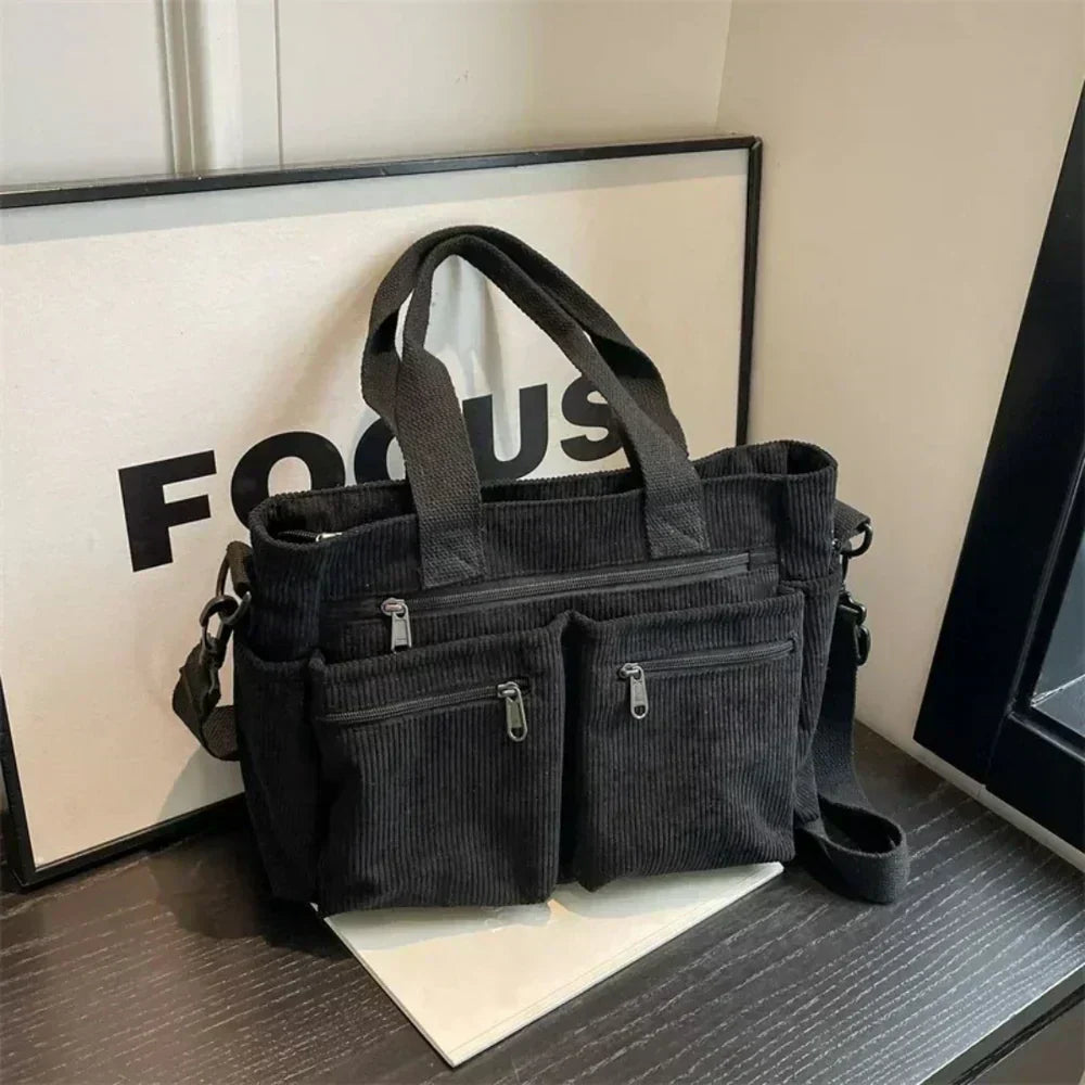 Lina™ - Borsa a Spalla con Dettagli Fatti a Mano