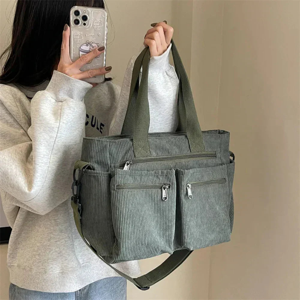 Lina™ - Borsa a Spalla con Dettagli Fatti a Mano
