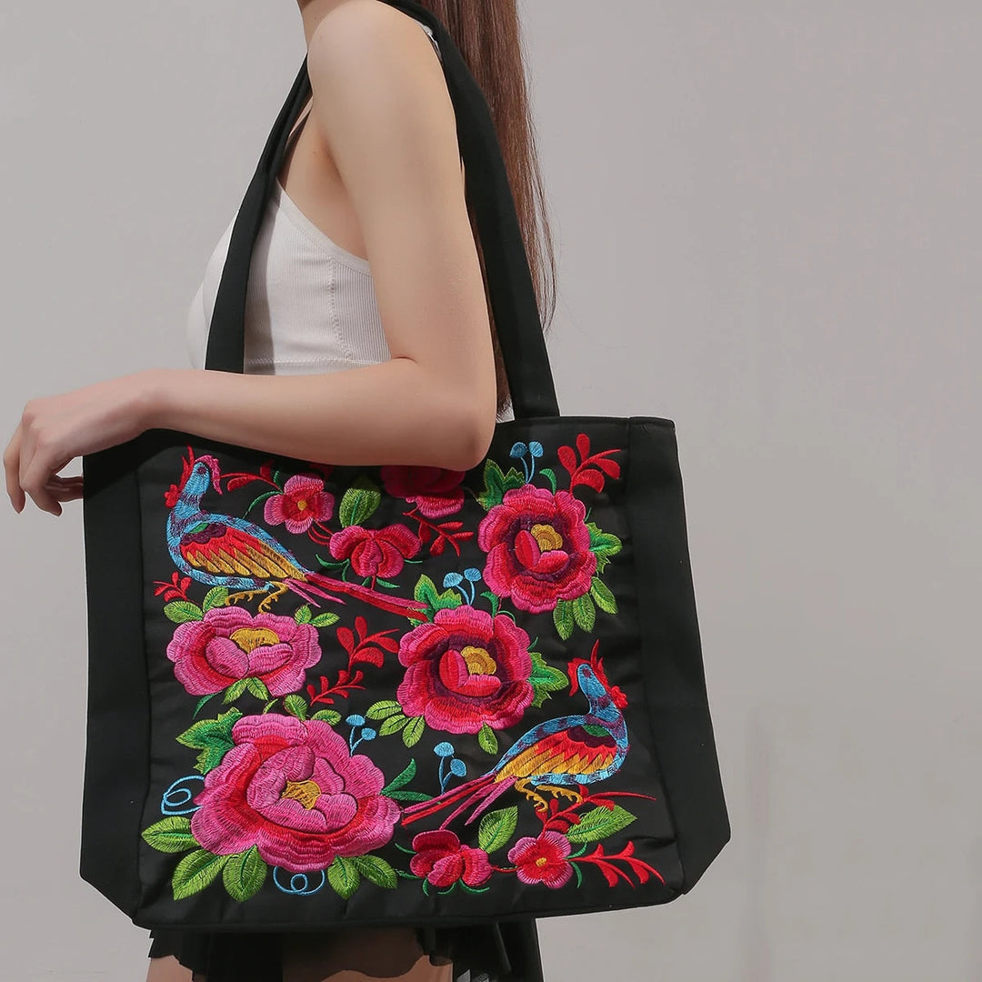 Ingleiv | Borsa a tracolla ricamata con espressione artistica