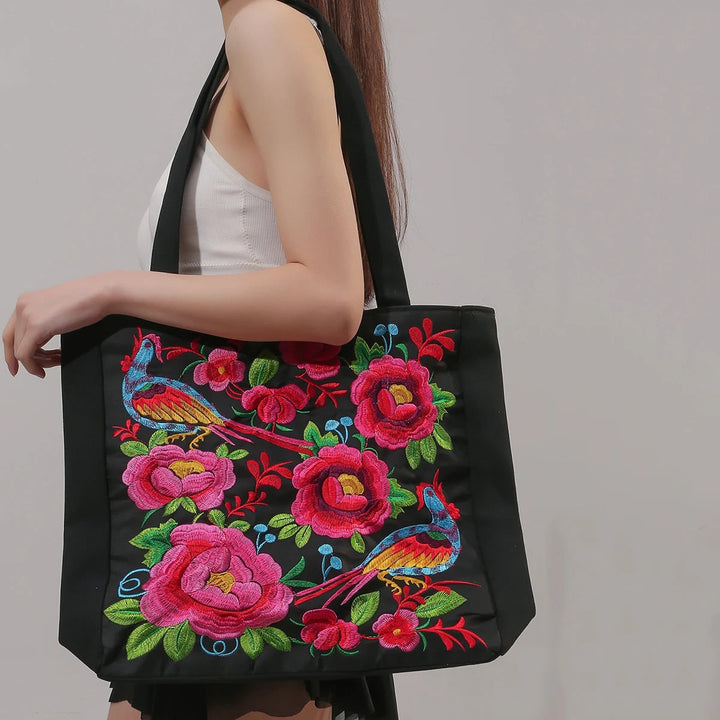 Ingleiv | Borsa a tracolla ricamata con espressione artistica