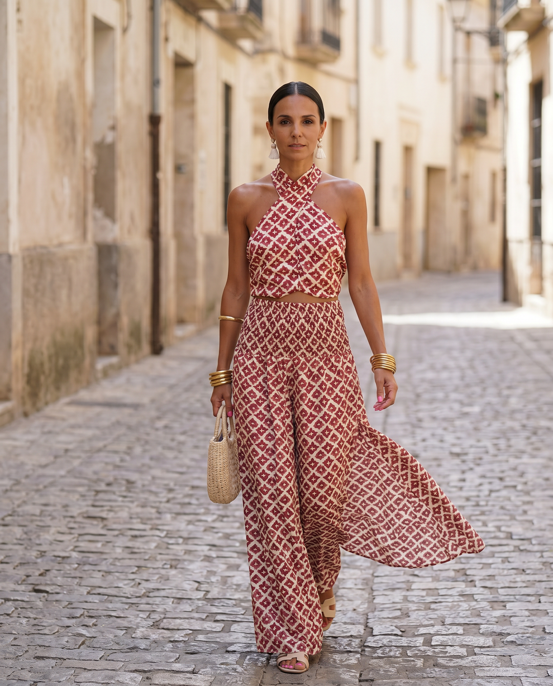 Elsa | Elegante Completo con Design a Spalle Scoperte