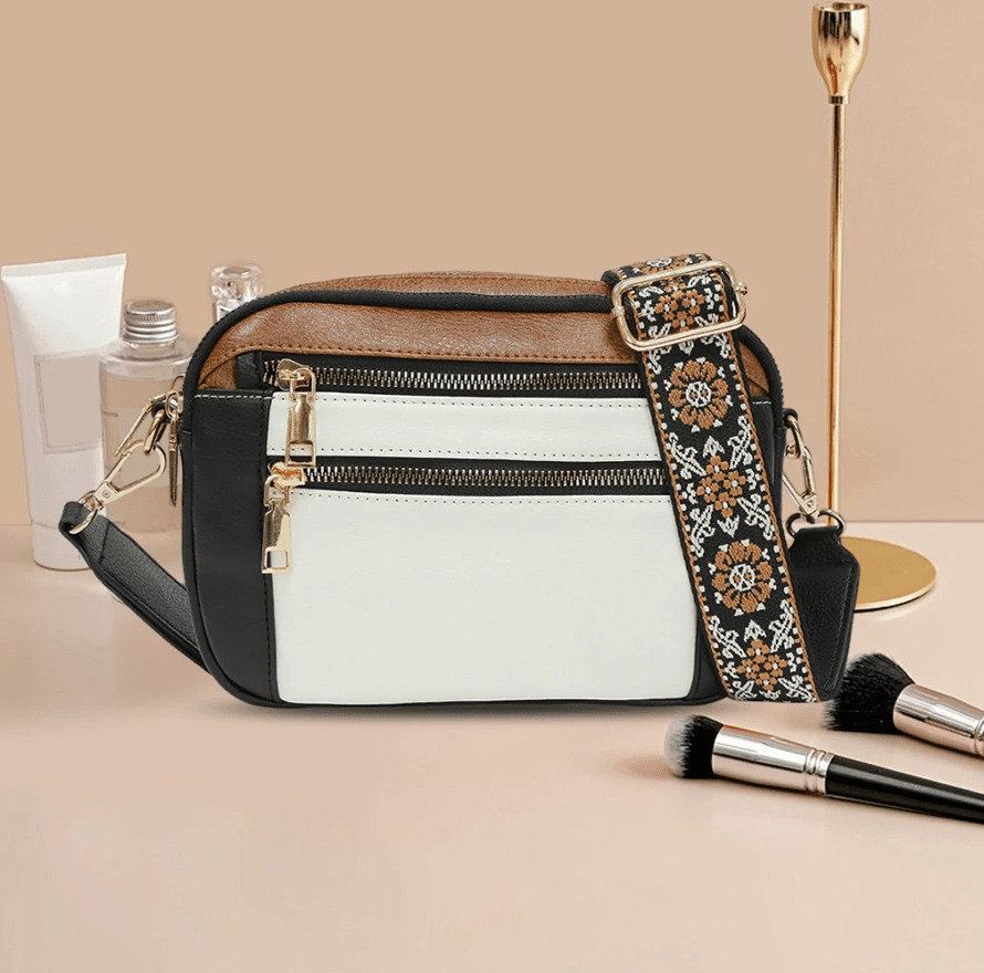 Nylah Crossbody con Cinghie Colorate