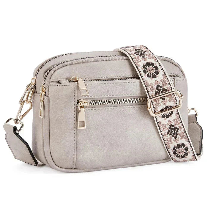 Nylah Crossbody con Cinghie Colorate