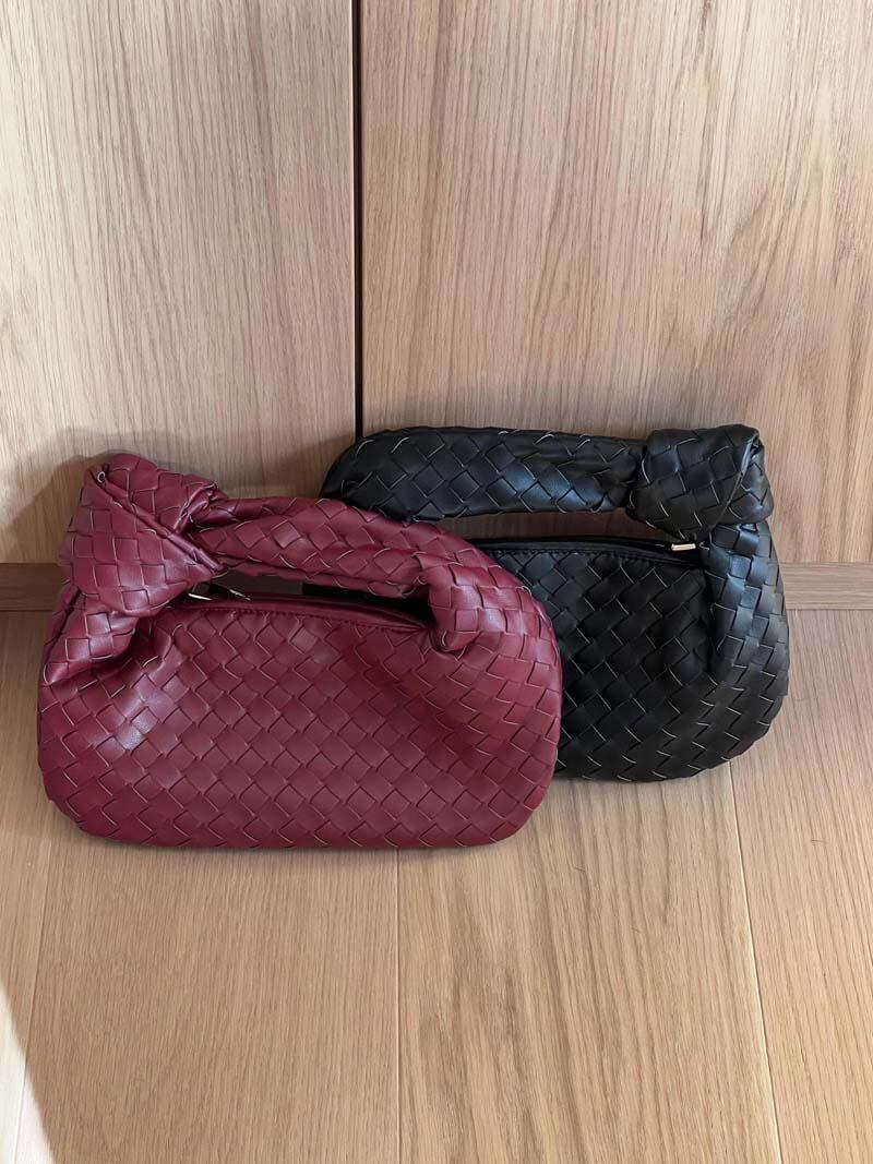 Borsa a Mano Woven da Donna con Manico Annodato e Forma Curva