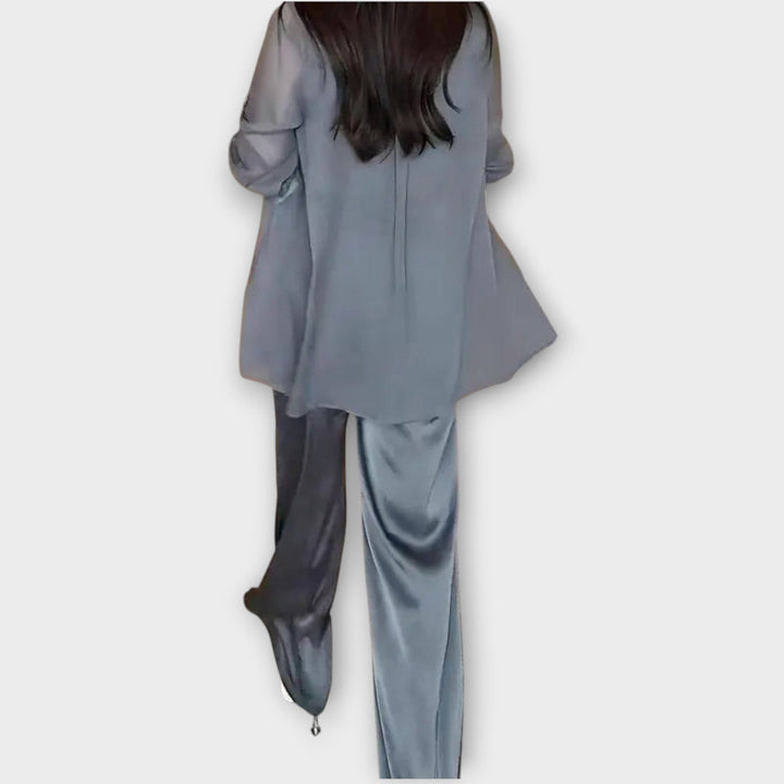Set Elegante di Tre Pezzi con Vestibilità Relaxed